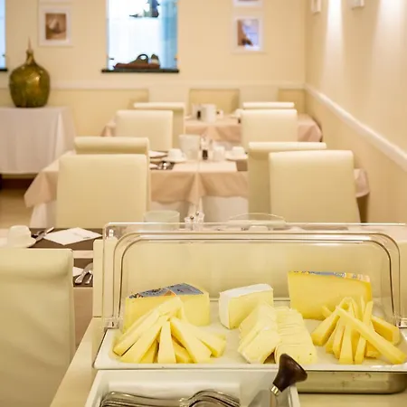 Hotel International 4*