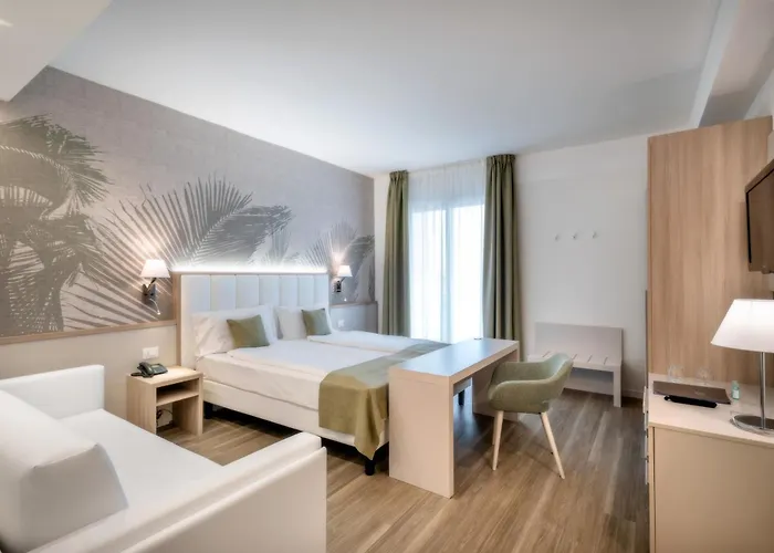 International Hotel 4*