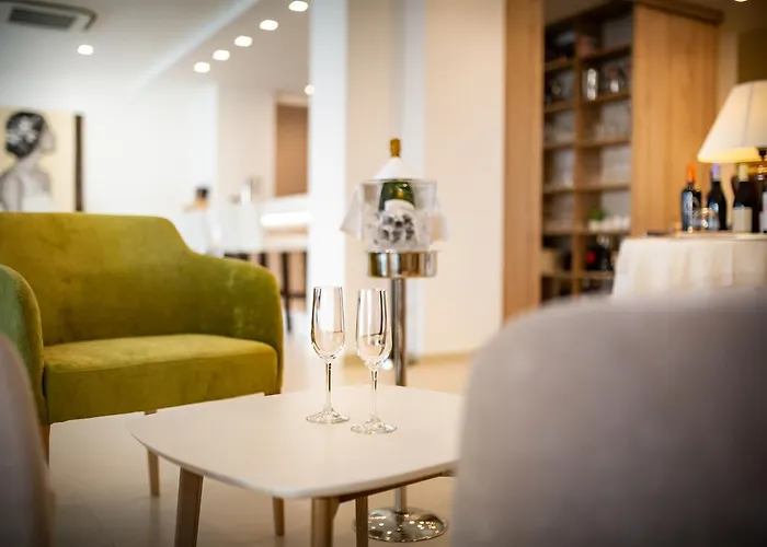 International Hotel 4*