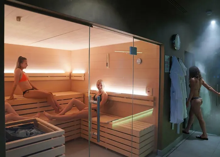 International Hotel 4*