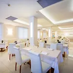 国际海滩酒店 4* 卡奥莱