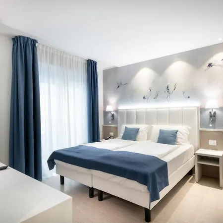 International Hotel