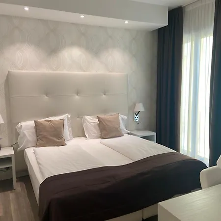 International Hotel