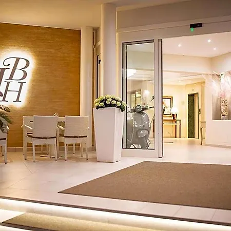 Hotell International 4*