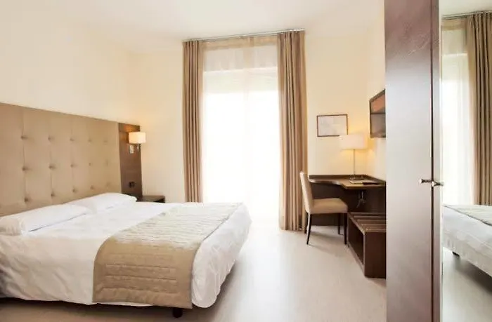 International Hotel 4*